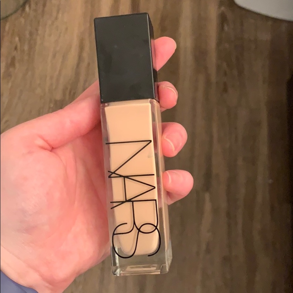 NARS Natural Radiant Longwear Foundation in Oslo